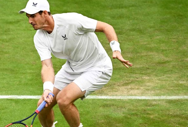Murray Leads Tsitsipas At Wimbledon, Curfew Ends Thursday Play